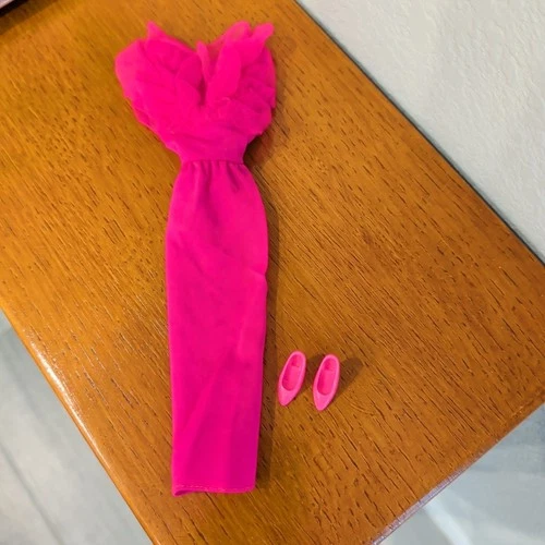 VTG 1981 Barbie Fashion Collectibles Hot Pink Dress #3678 Superstar Era No Doll