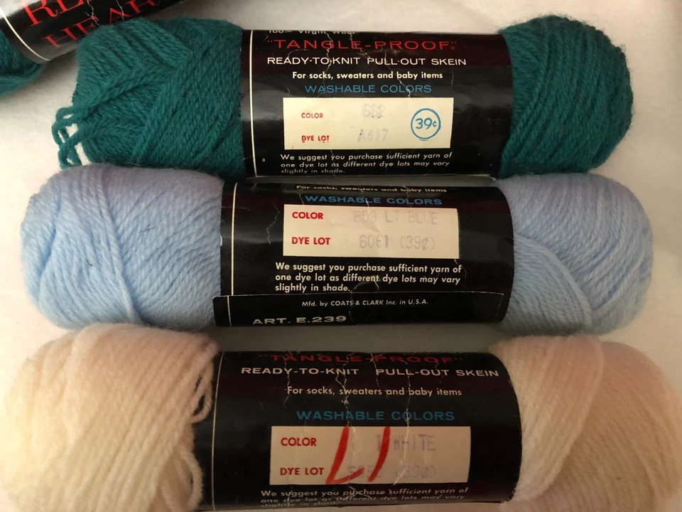 Calcetín de lana virgen hilo súper dedo corazón rojo de colección EE. UU. - Volumen y disco de envío Foto 3 de 4