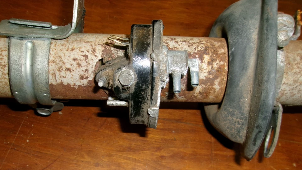 1963 Cadillac Steering Column Assembly Non-Tilt Original OEM Includes NSS - Image 4 of 4