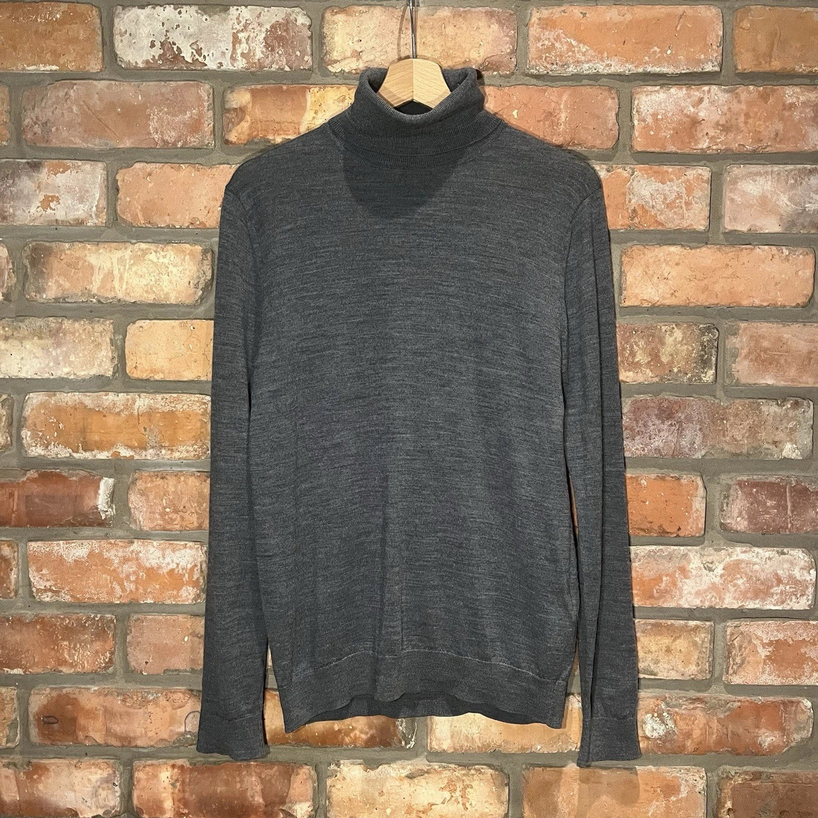 Reiss “Caine” Pure Merino Wool Roll Neck Jumper Turtleneck Size S