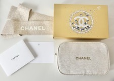 CHANEL On-The-Go Moisture Gift Set w White Chanel Bag Hydrating Oil And Lip Balm