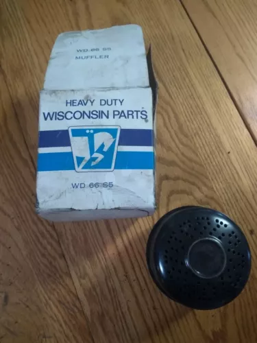  Wisconsin Exhaust Muffler WD 66 S5
