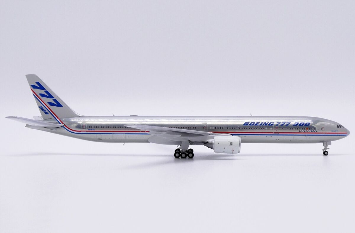 Boeing B777-300 Reg: N5014K polish JC Wings Scale 1:400