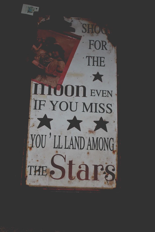 METAL SIGN/MEMO BOARD ,DISTRESSED LOOK, WALL HANGING WITH VERSE INCL' - Image 2 of 2