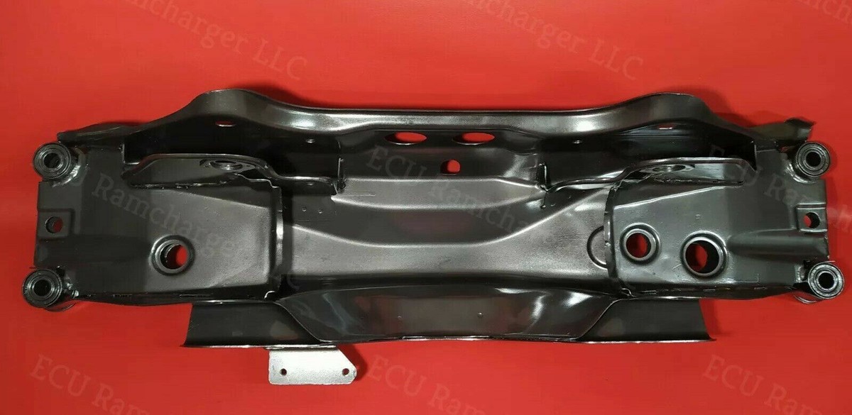 パーツ Subie 02-07 Subaru Impreza RS TS Rear Subframe Crossmember Subk