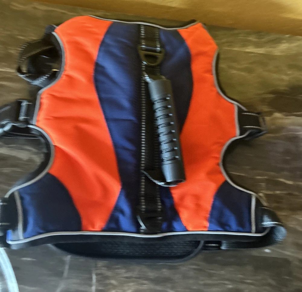Dog Harness No Pull Adjustable .Size:M.New