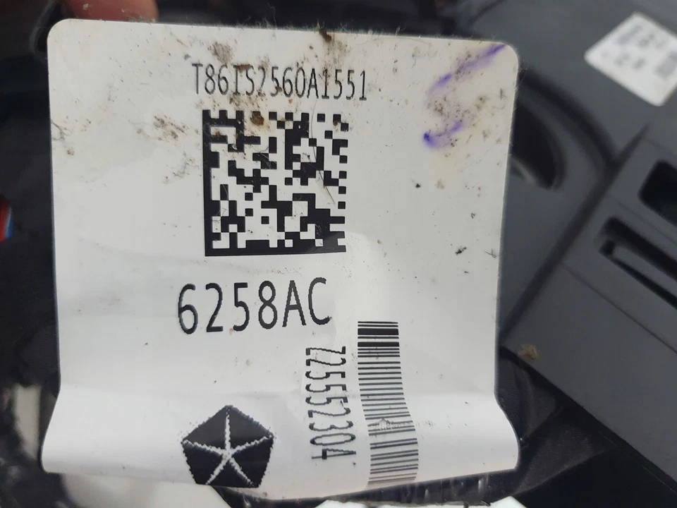 Tree Installation Chrysler 68446258AC Pacifica II - Image 4 of 4