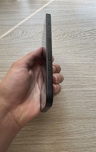 iphone 15 128go débloqué — 100% état batterie - Photo 6 sur 9