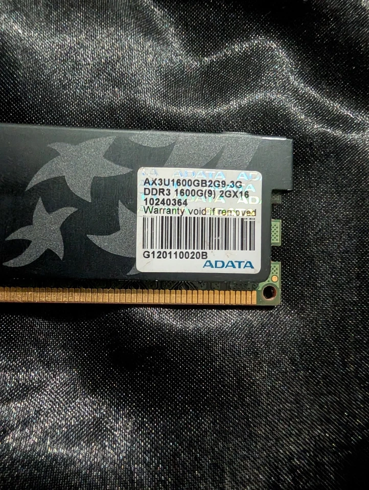 Adata Gaming Series 3 GB DDR3  - Image 2 of 2