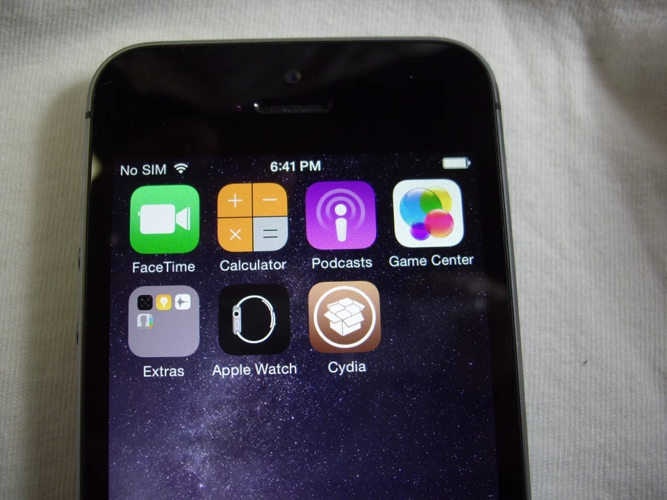Apple iPhone 5s GSM Desbloqueado 16 GB Gris A1533 Jailbreak con iOS 8.4 (e8c) Foto 3 de 4