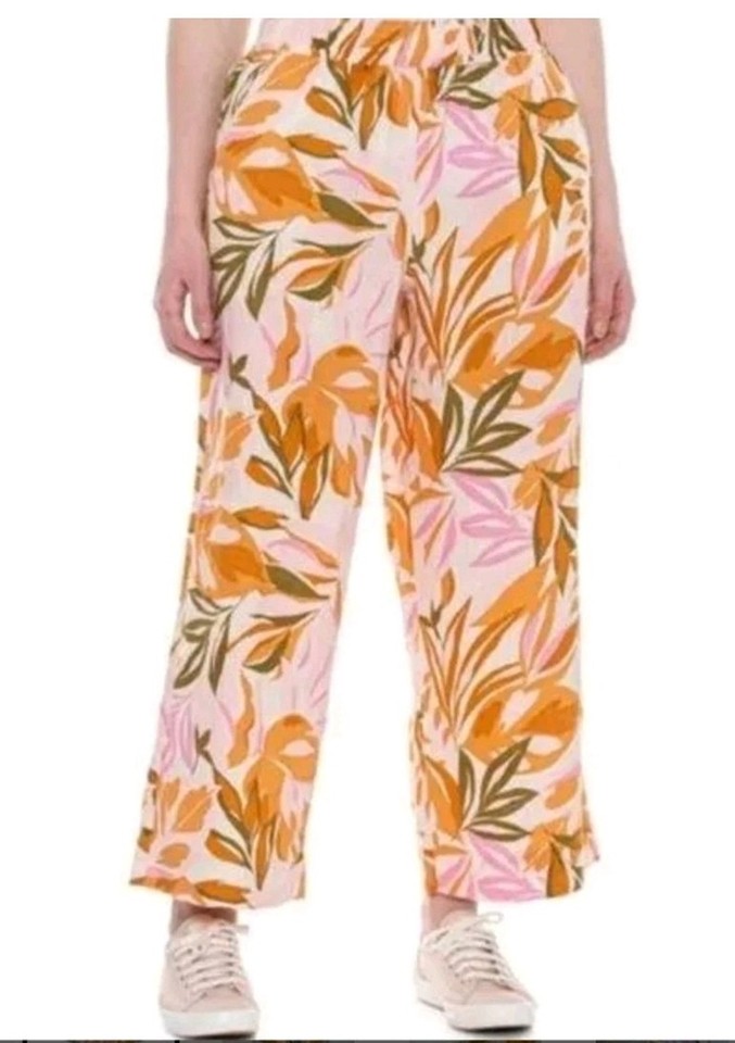 Size S/8-10  Women’s C&C California Elastic Waist 100% Linen  Pants.