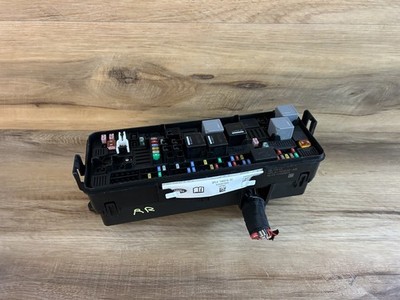 RANGE ROVER L405 REAR FUSEBOX POWER JUNCTION BLOCK CONTROL MODULE OEM 2013_2017