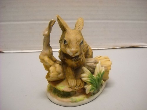Rabbit in the Field Porcelain Figurine Blue Double Sword Crossing Marking - Picture 4 of 8