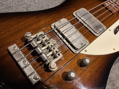 (Greco) Usado 1990 TB-750 MIJ Vintage ThunderBird Bass Sunburst 4,32 kg Bolsa de Concierto - Imagen 4 de 24