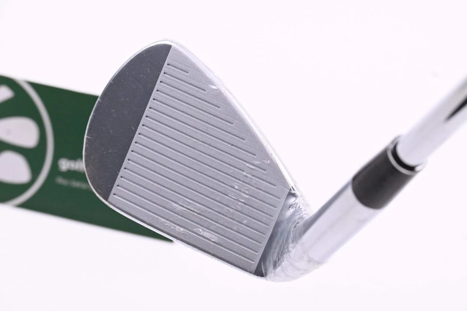 Srixon ZXI5 Pitching Wedge / 44 Degree / Regular Flex Dynamic Gold MID 100 Shaft - Image 2 of 4