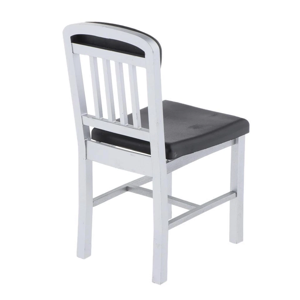 1/6 Mini Chair Sedia in metallo Modello fai-da-te Mobili per casa delle bambole - Immagine 4 di 4