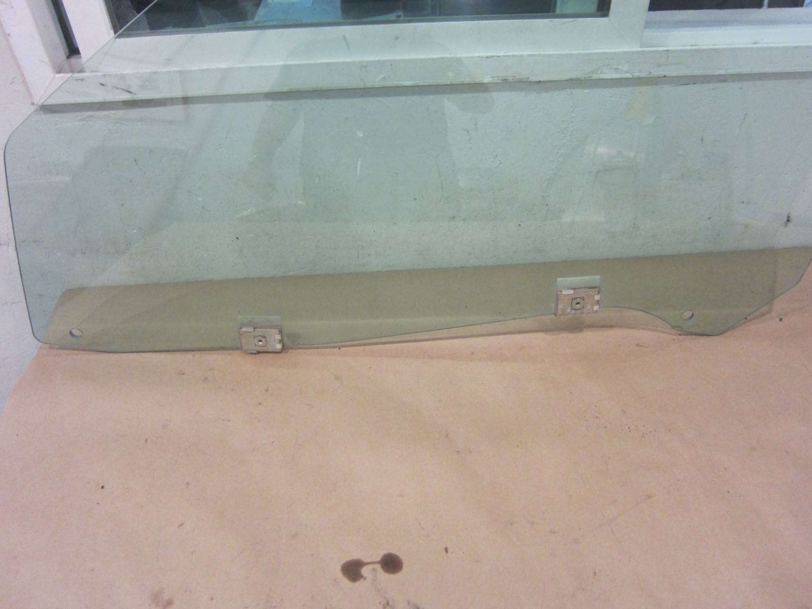 Maserati 3200,4200 - LH Side Door Glass (USED)- P/N 387700305