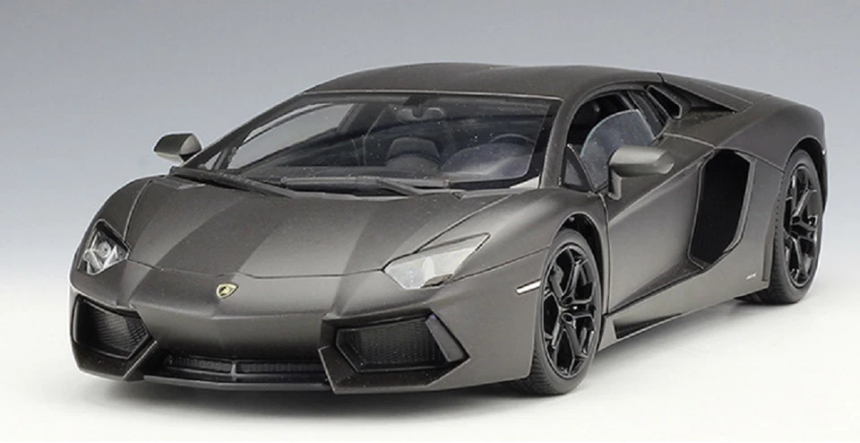 Welly 1:18 Lamborghini Aventador LP700-4 Racing Diecast Model Car Matte Black - Image 2 of 4