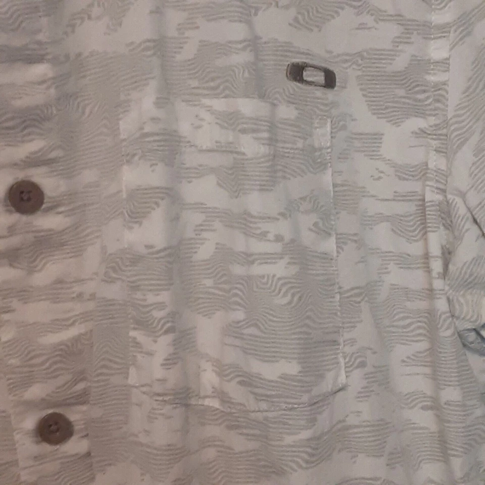 Oakley Button Up Shirt Adult Mens XL Gray White Short Sleeve Pocket Cotton - Image 2 of 4