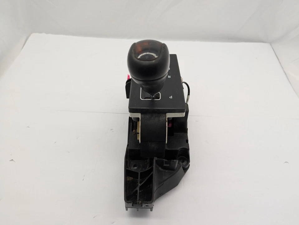 2005-2007 Chrysler 300 Dodge Magnum Automatic Trans Floor Gear Shifter Assembly - Image 4 of 4