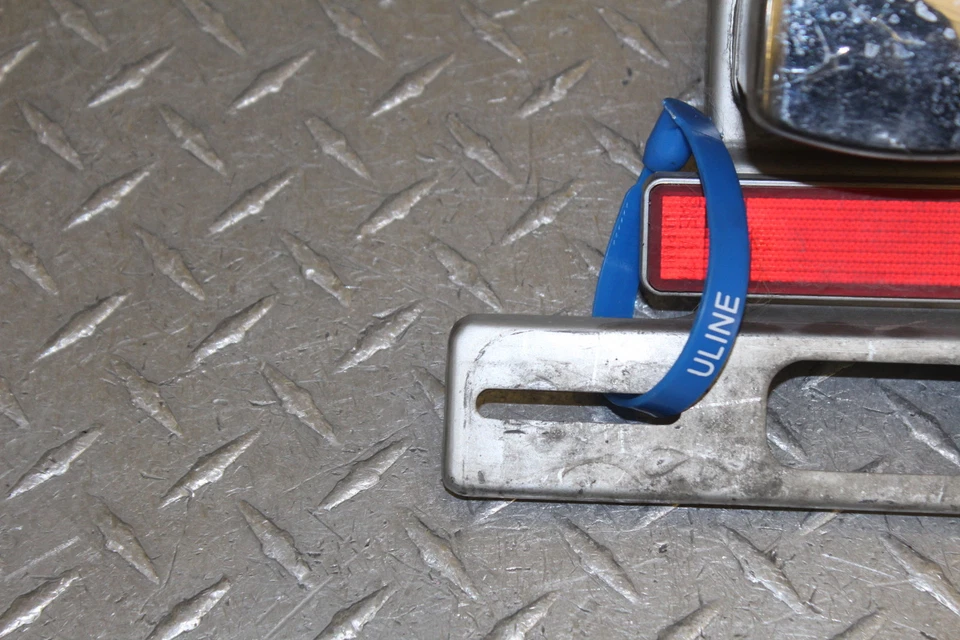 Suzuki Savage 650 LS650P 1996 guardabarros eliminador soporte de matrícula Foto 2 de 4