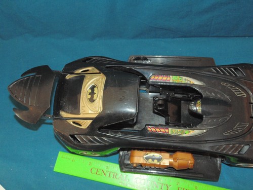 BATMAN RETURNS Bruce Wayne Custom Coupe - Batmobile 1992 Kenner DC comics - Picture 10 of 11