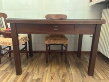 Tavolo in legno artigianale con set di 4 sedie – pezzo unico con piano
