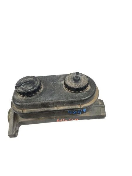 Brake Master Cylinder W Models Fits 79-93 DODGE 150 PICKUP 586750 - Image 3 of 4