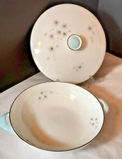 Royal Doulton "Thistledown" H4943 England 8.5" Round Vegetable Tureen With Lid