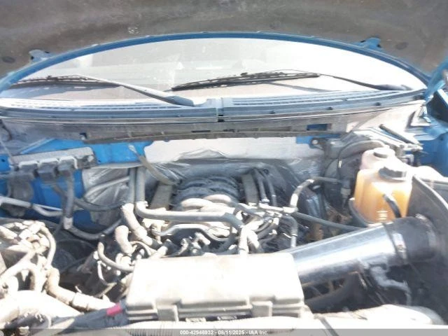 Used Washer Fluid Reservoir fits: 2013 Ford F150 PICKUP includes pump and batter - Image 3 of 4