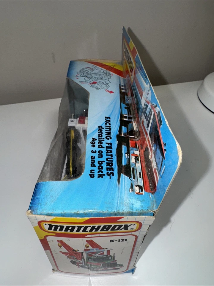 Matchbox K-121 1986 Superkings Peterbilt Wreck Truck Highway Patrol PD - Image 2 of 4