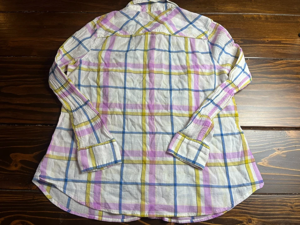 Camisa Merona, Mujer Talla XL, Blanco Rosa Azul Amarillo, Cuadros, Abotonada Foto 2 de 4