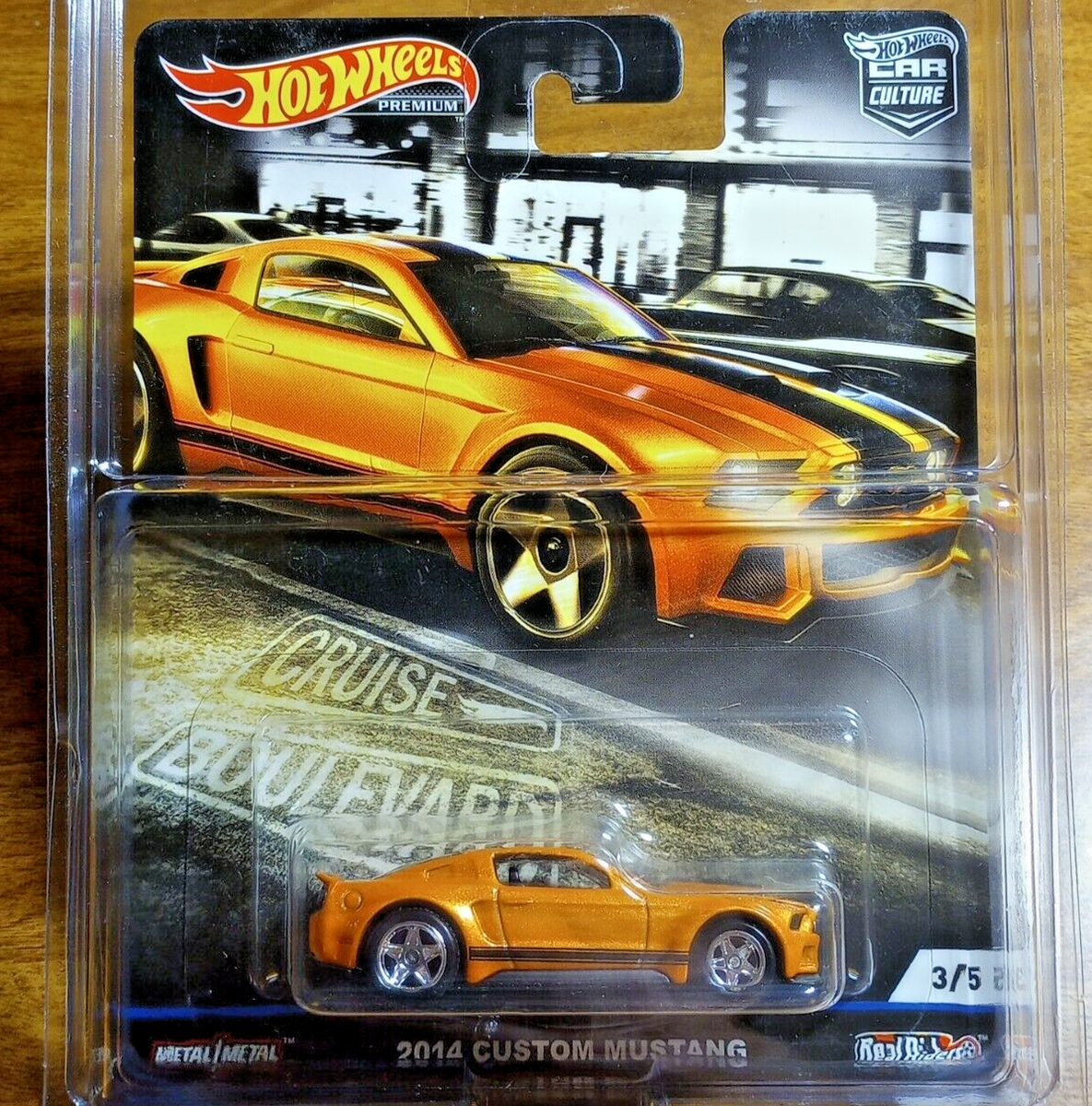 Hot Wheels Premium Car Culture Cruise Boulevard 2014 Custom