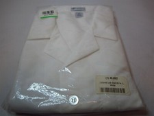Medline MDT12WHT48E Xtra-Large 48" Chest White Collared Lab Coat Length 39" New