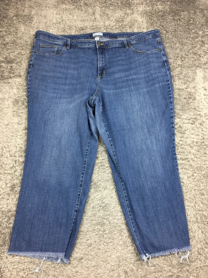 Ava & Viv Cropped Jeans Woman Size 26W Blue Denim Raw Hem Plus - Image 4 of 4