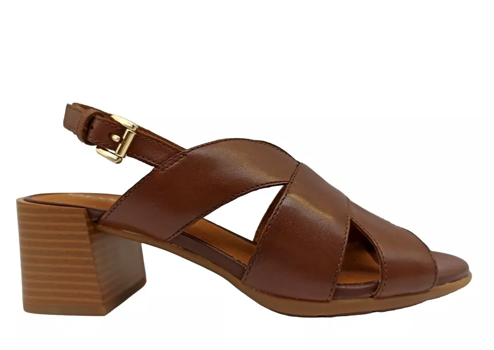 Sandali scarpe da donna con tacco basso Geox D35RLA comodi casual