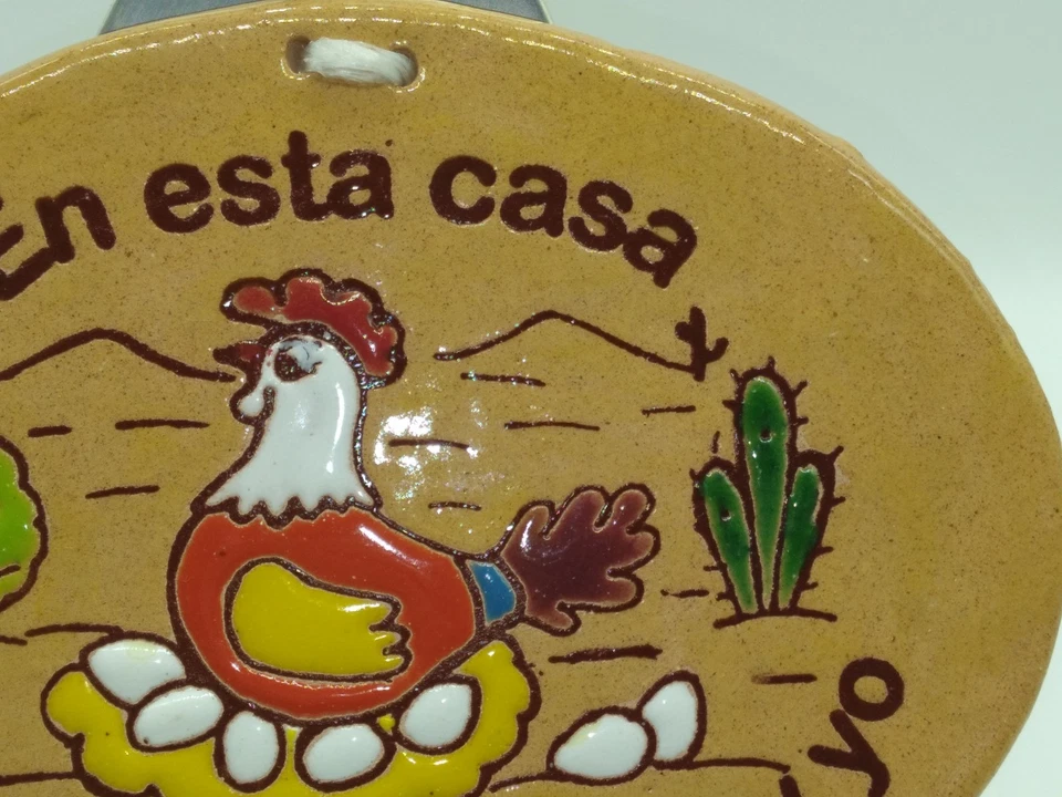 En Esta Casa... Pequeña Placa Madre Gallina Terracota Ovalada Foto 3 de 4