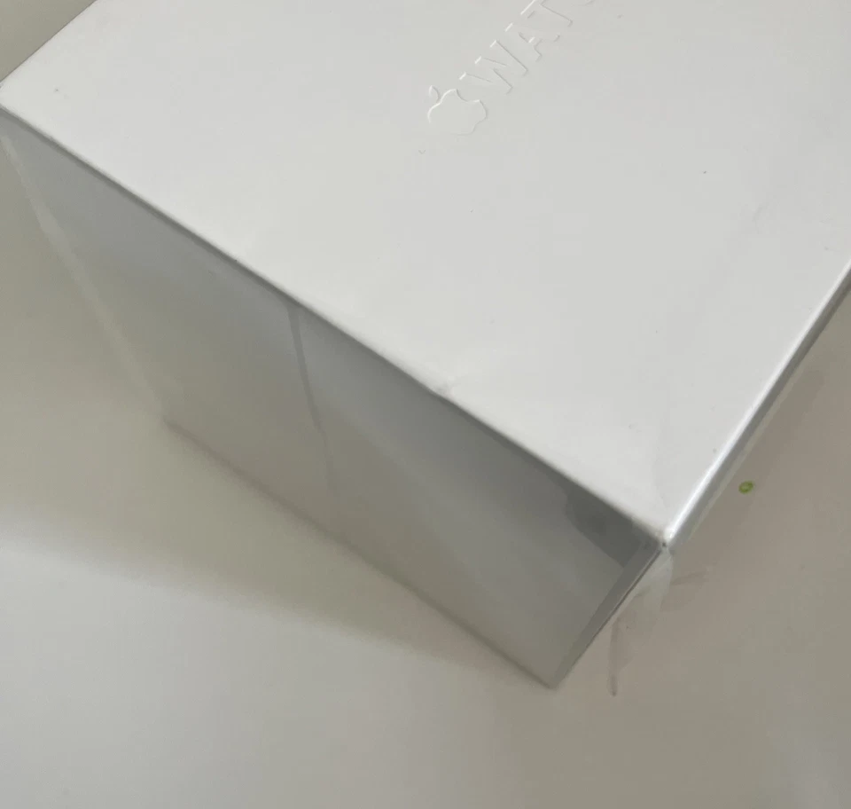 New Sealed Old Stock Apple Watch Series 2 Edition 42mm - Rare Ceramic - Image 4 of 4