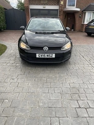 Volkswagen Golf - Image 1 of 4