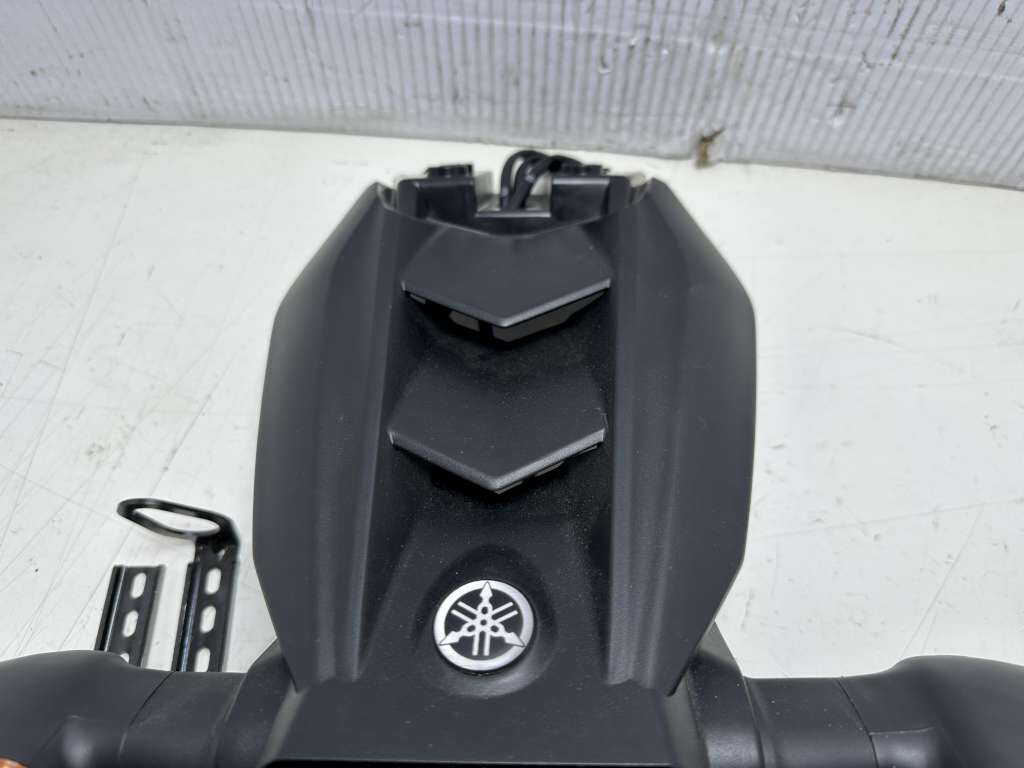 Rear License Plate Holder Yamaha XJ6 Diversion (SU712) | eBay Rear License Plate Holder Yamaha XJ6 Diversion (SU712) | eBay