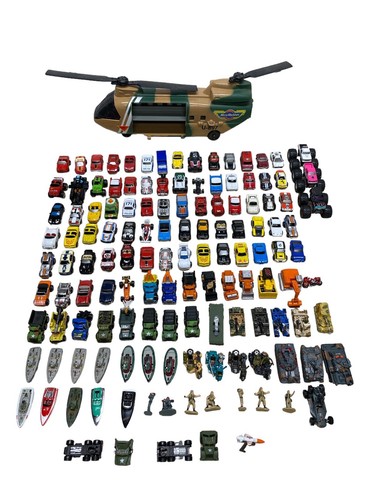 Lot Of 133 Galoob Micro Machines Vans/Wagons/Racing/Semi/Monster Trucks/boats - Picture 11 of 12