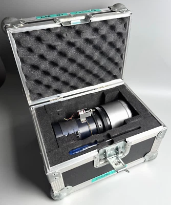 Epson ELPLM01 Medium Focus Zoom Lens – EMP-8300 / EMP-8350 – Tested – With Case - Photo 1/4