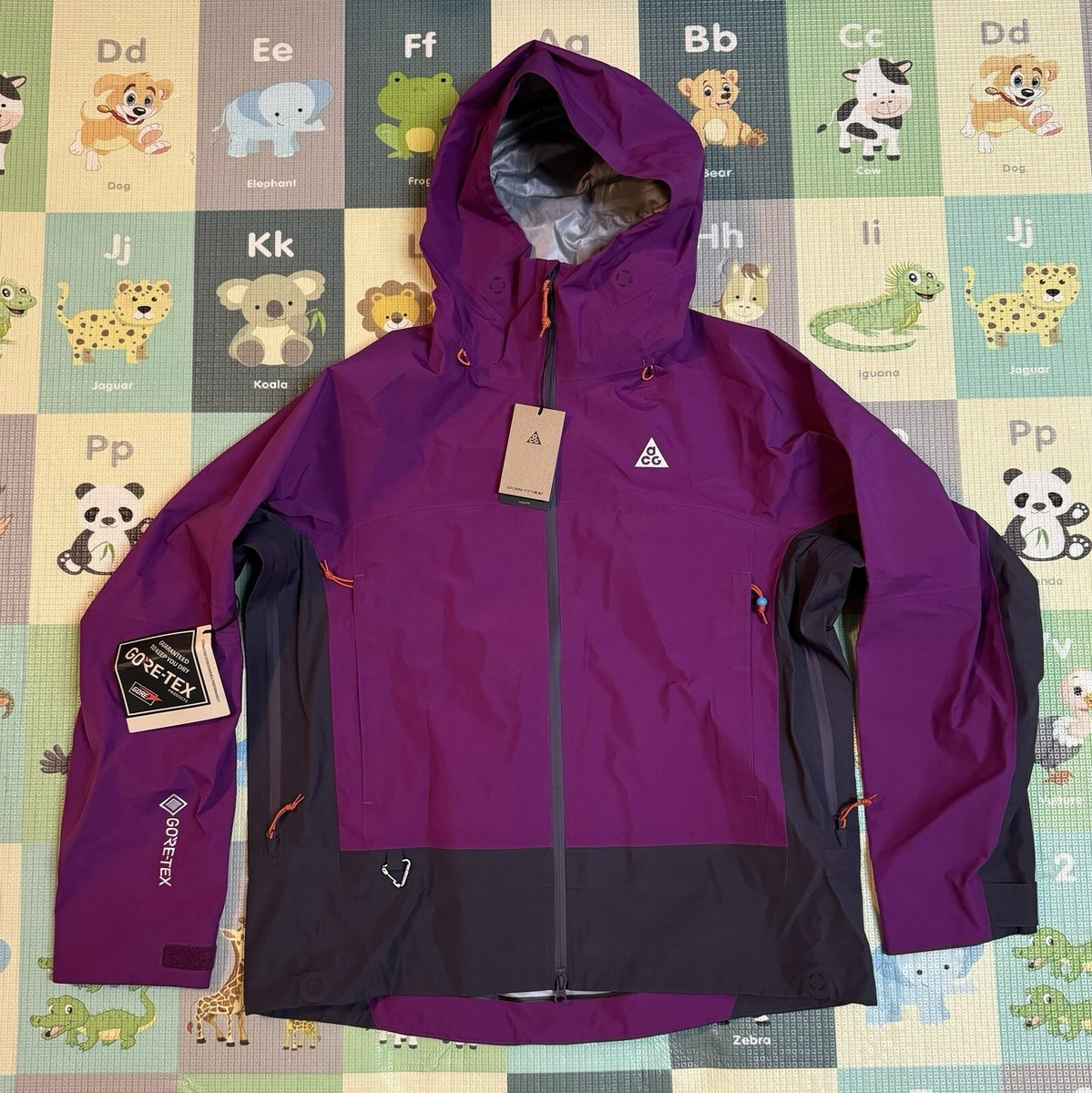 Nike ACG Gore-Tex Misery Ridge Jacket Mens Large Purple Nike ACG Gore-Tex Misery Ridge Jacket Mens Large Purple