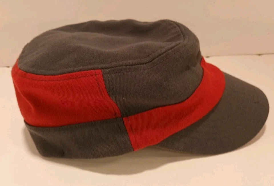 Boné KANGOL Flex Fit Sarja Exército Vermelho e Cinza K0145FA - Tamanho P/M  - Imagem 3 de 4