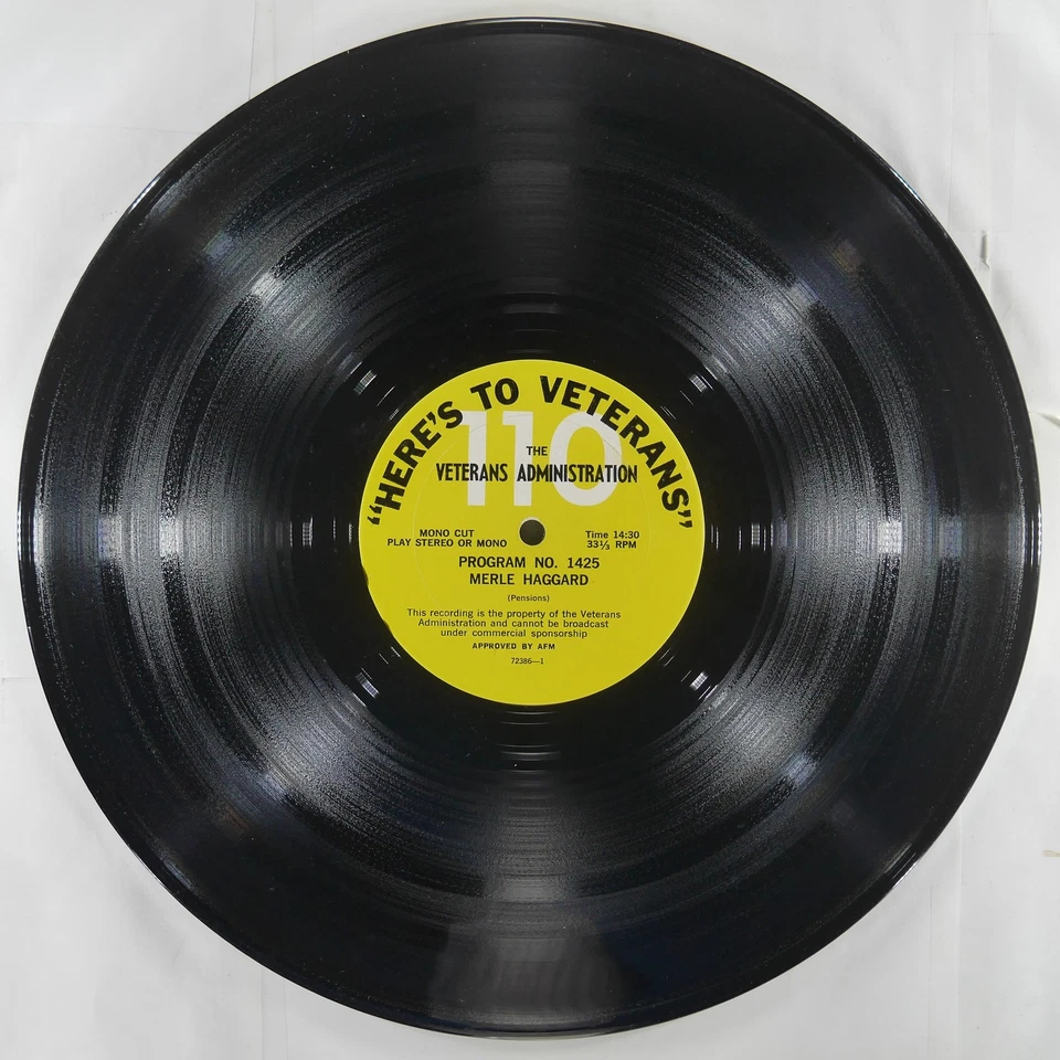 MERLE HAGGARD Here’S To Veterans – Program No. 1425 ADMINISTRATION 72386 VG+ LP - Image 2 of 4