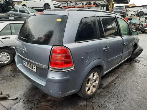 93169257 Alternatore per OPEL ZAFIRA B * 2006 2235196 - Foto 4 di 9