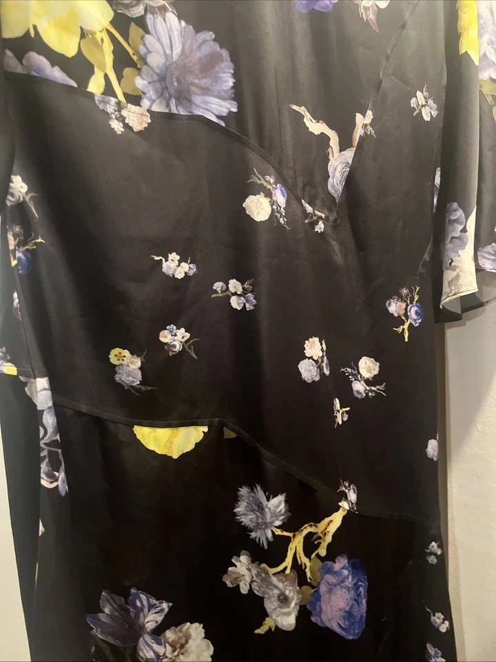 Acne Studios Gray and Black Dragon Print Midi Dress Women Sz 36 Asian Floral Pr - Image 2 of 4