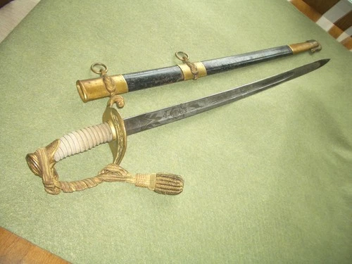 US Civil War Model 1852 Navy Officers Sword w/Scabbard,  Wide Blade 1852-1870