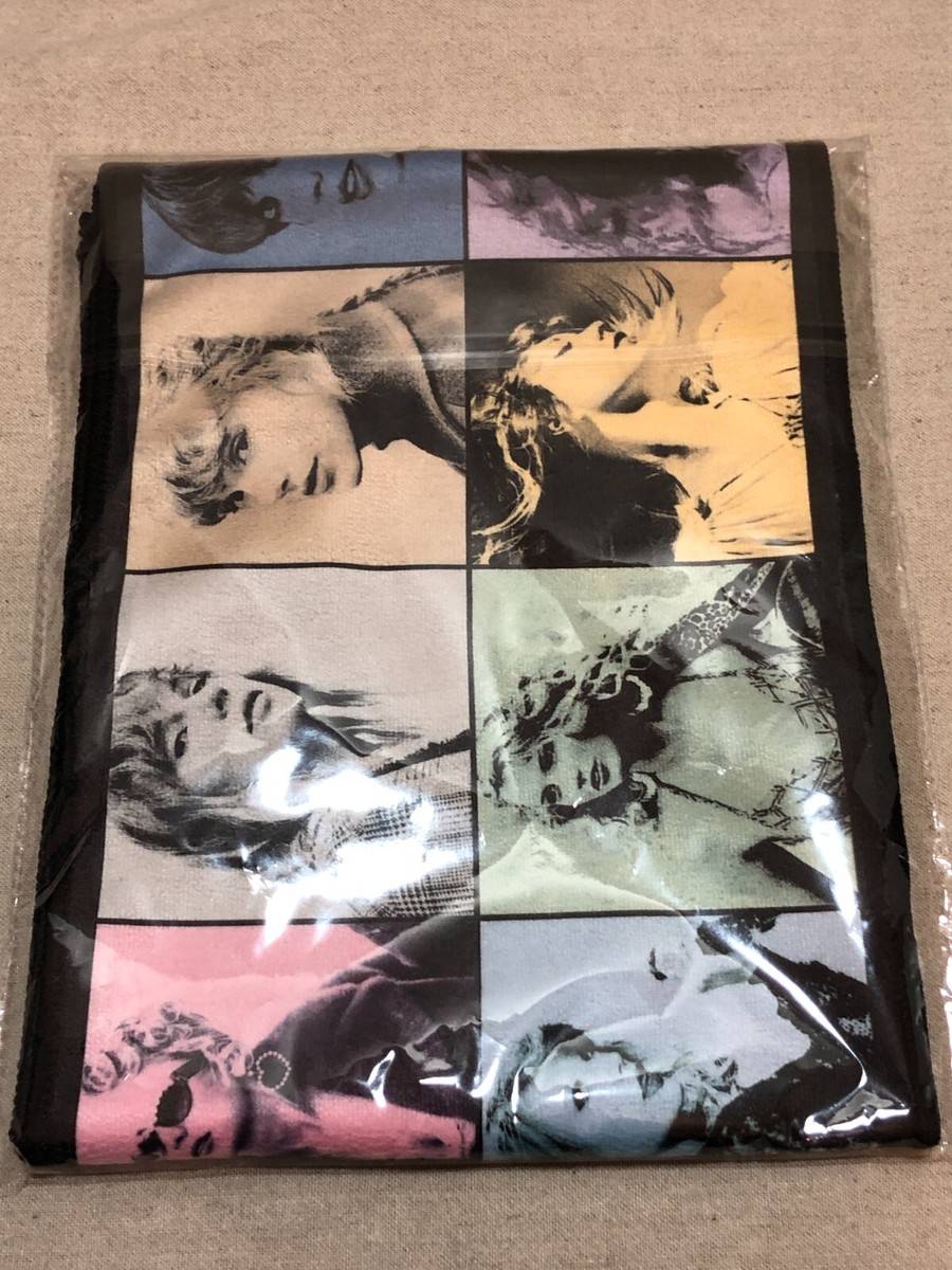 テイラー・スウィフトEras Tour Tokyo タペストリー Taylor Swift The ERAS Tour in Tokyo VIP Box w/Wristband and