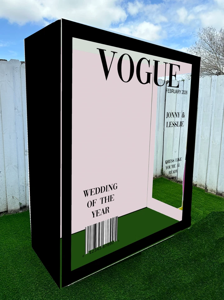 Cabina de fotos de revista de 6,3 pies por 5,4 pies, revista tamaño real, revista personalizada, Vogue Foto 2 de 4